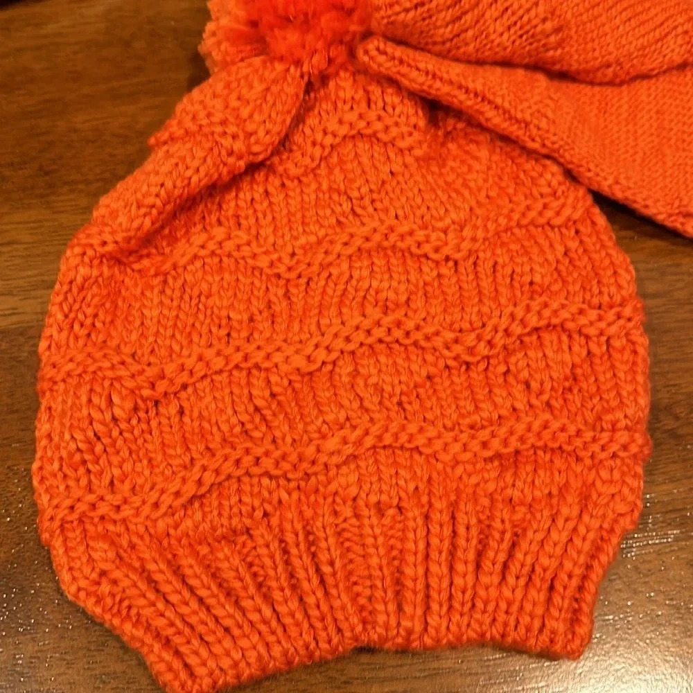 🎁NWT Beanie and Mitten Set NWT - image 3